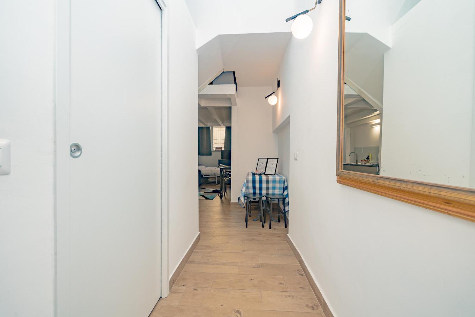 Barbara'S House - Milano Navigli - 2 Km From Duomo Apartment ภายนอก รูปภาพ
