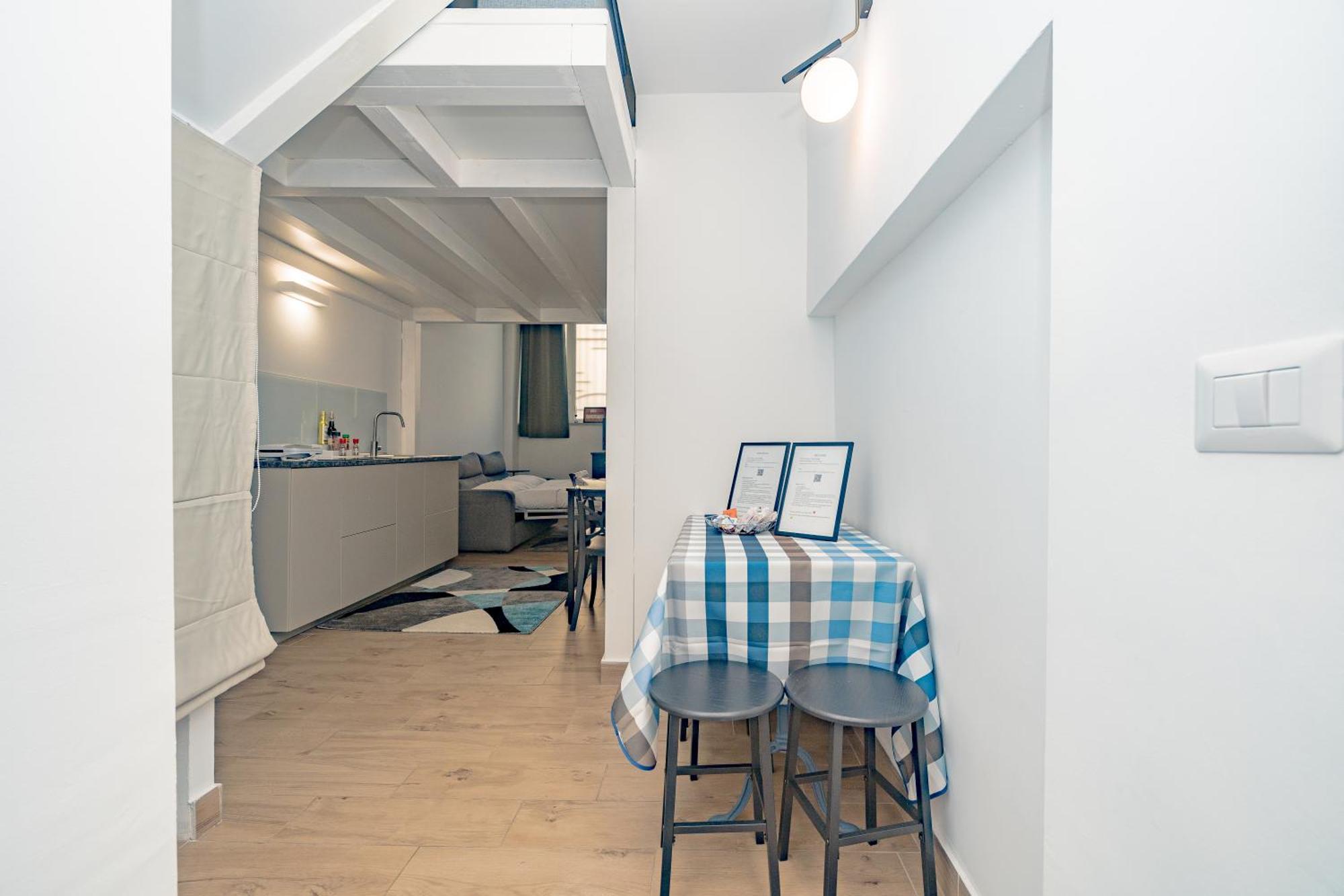 Barbara'S House - Milano Navigli - 2 Km From Duomo Apartment ภายนอก รูปภาพ